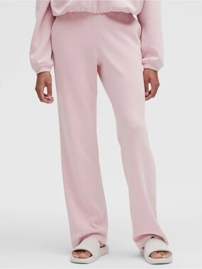 Lululemon Softstreme HR Straight Leg Pant Pink Size 12